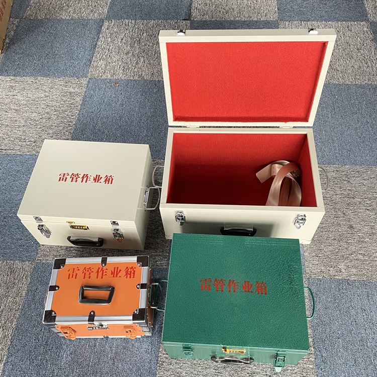 寿县爆破工程作业箱如何选择？玻璃钢与传统材质的全面对比